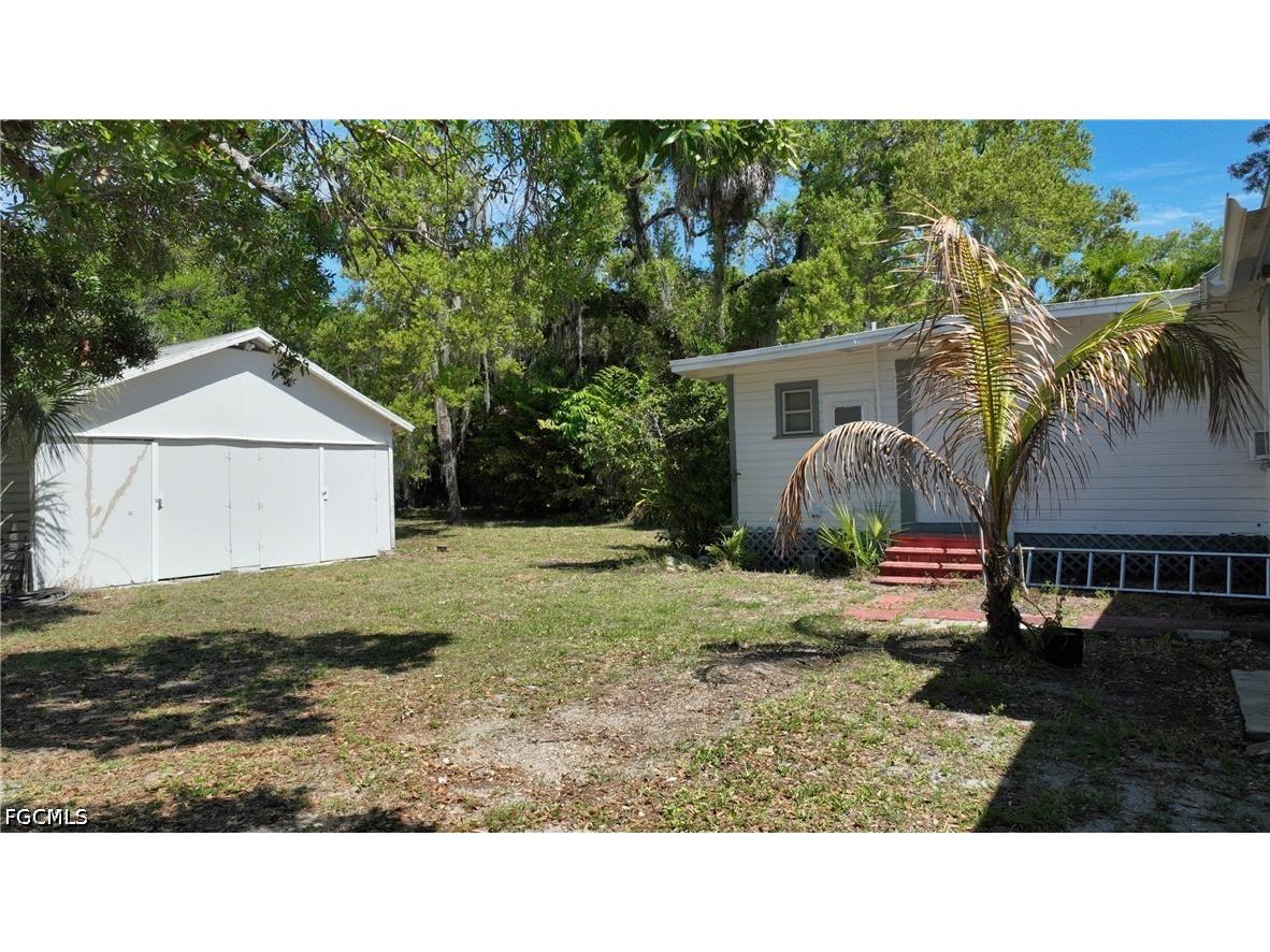 3381 Edgewood Avenue Fort Myers FL 33916 2026013826 image26