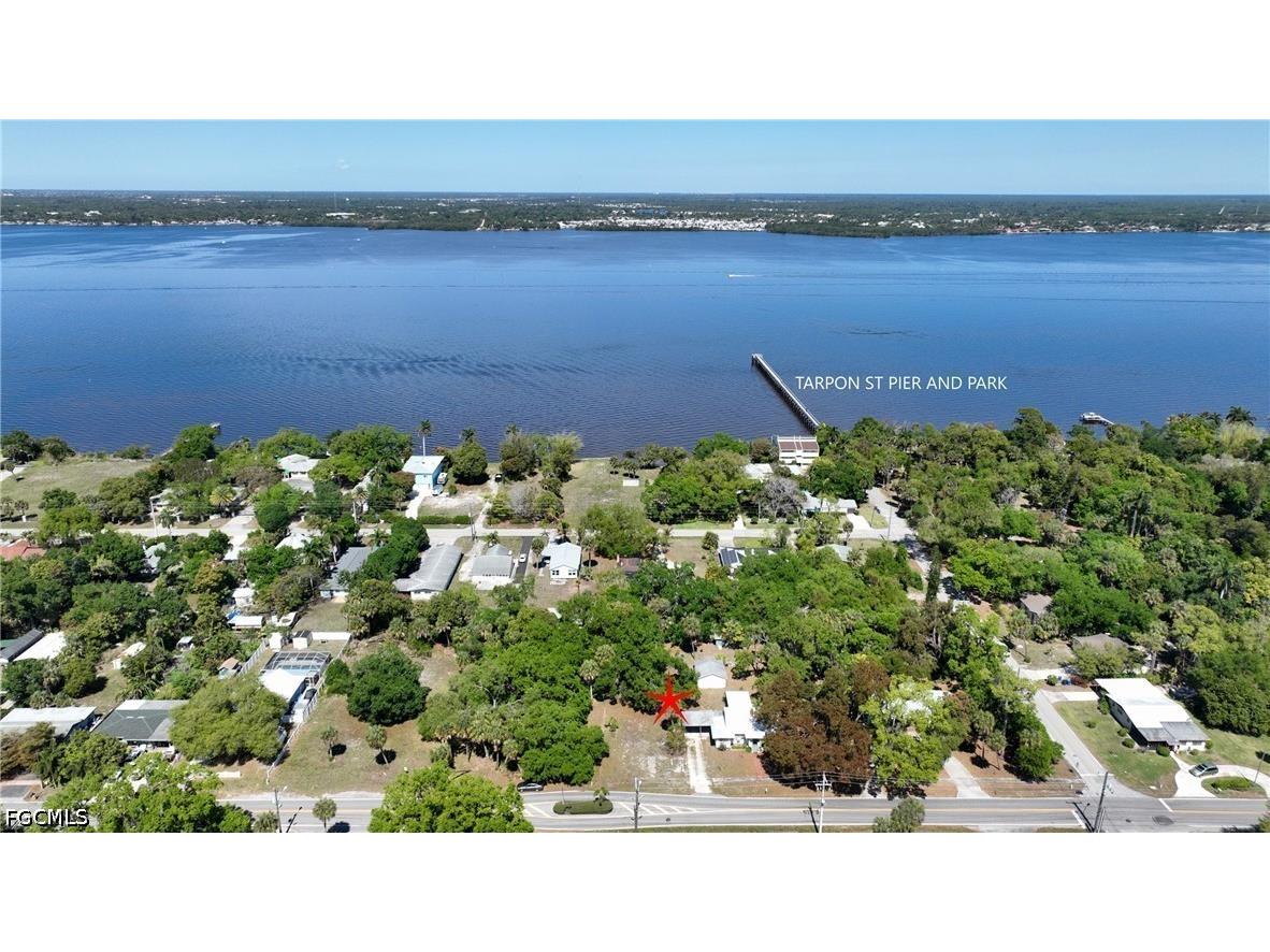 3381 Edgewood Avenue Fort Myers FL 33916 2026013826 image4