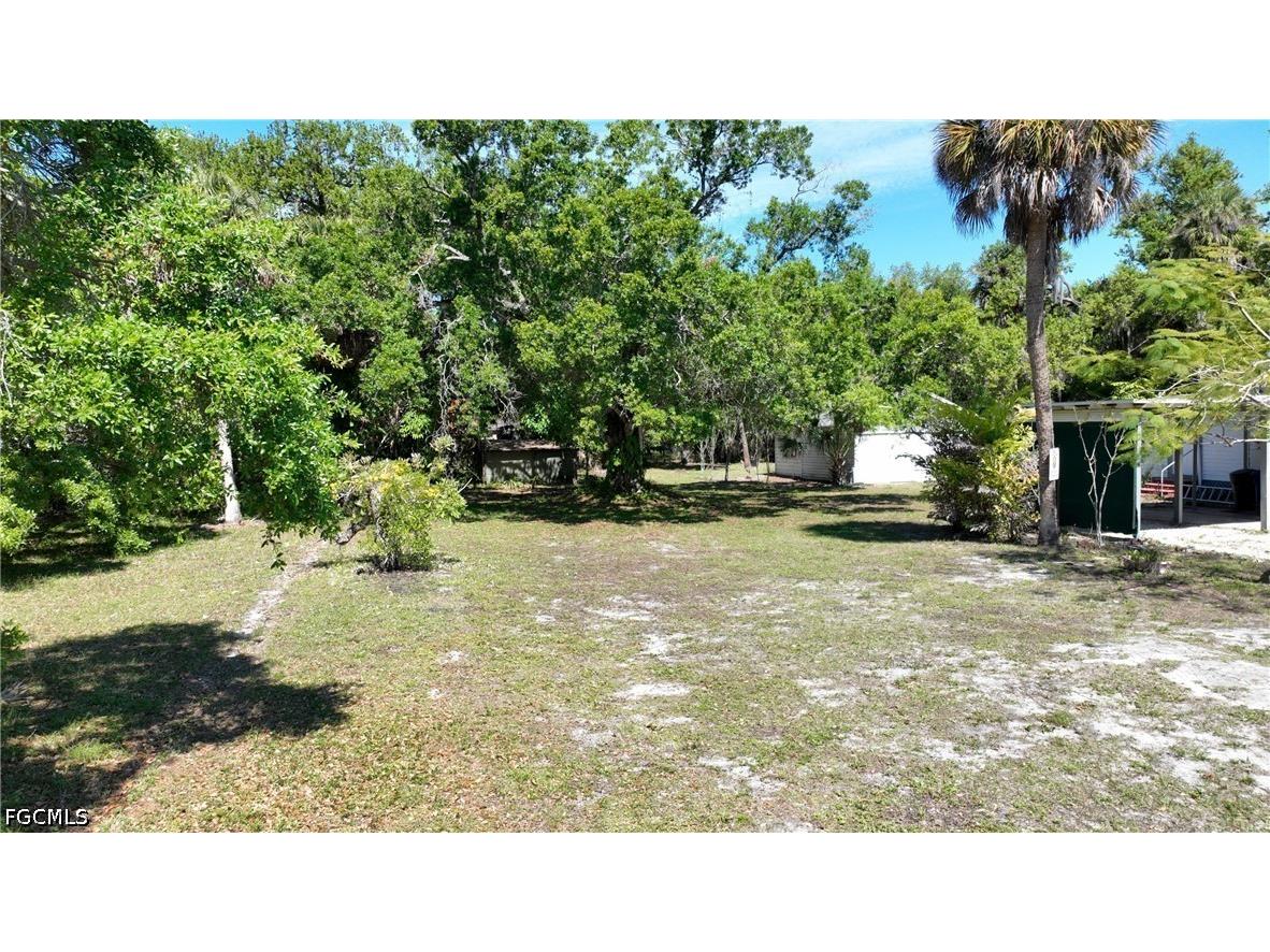 3381 Edgewood Avenue Fort Myers FL 33916 2026013826 image47