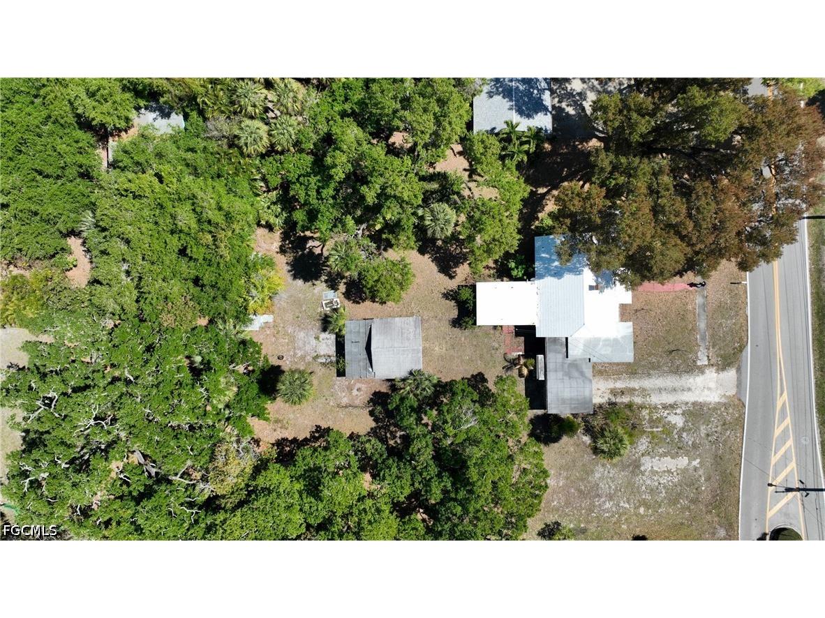 3381 Edgewood Avenue Fort Myers FL 33916 2026013826 image5