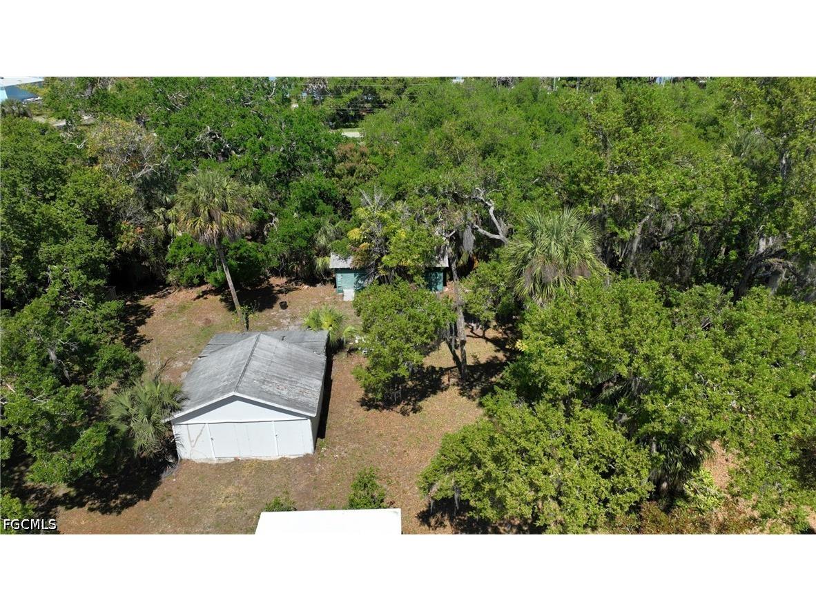 3381 Edgewood Avenue Fort Myers FL 33916 2026013826 image50
