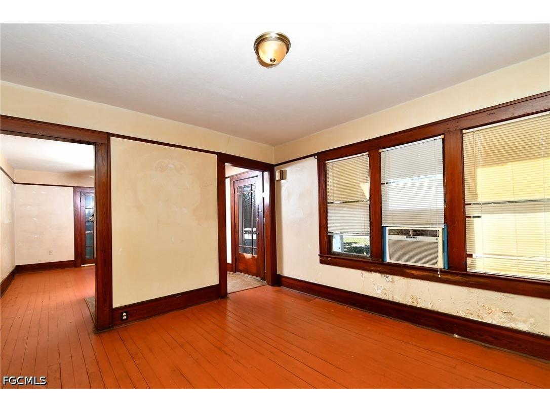 3381 Edgewood Avenue Fort Myers FL 33916 2026013826 image8
