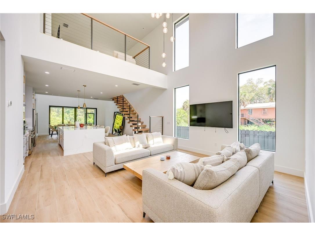 3384 Canal Street Naples FL 34112 225049692 image6