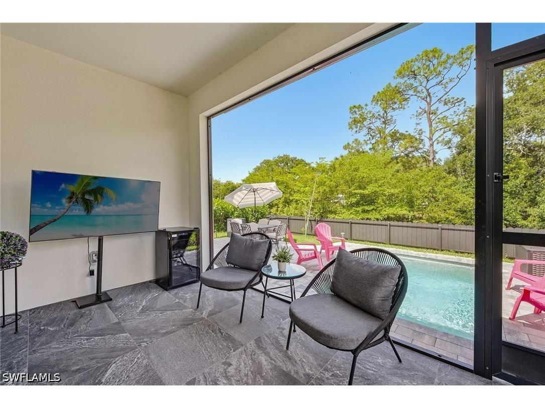 3384 Canal Street Naples FL 34112 226021146 image32