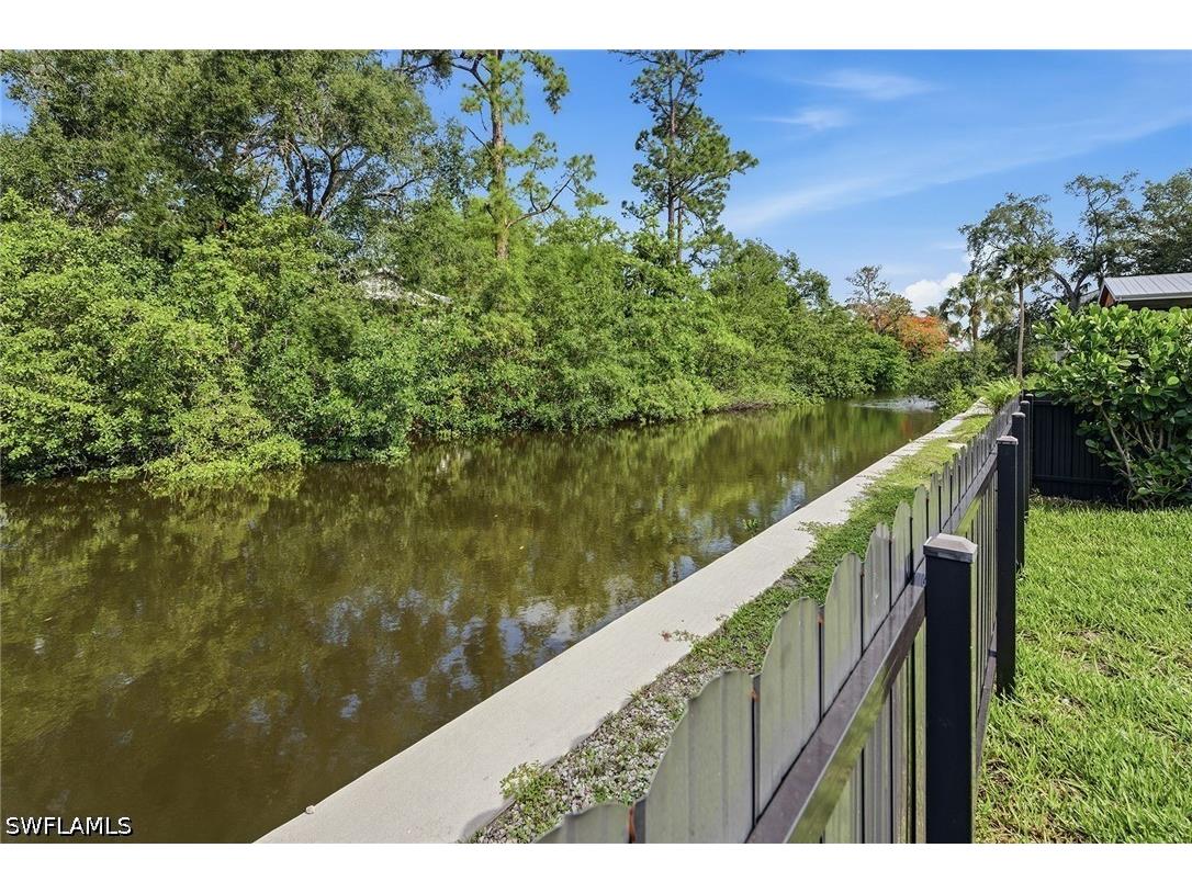 3384 Canal Street Naples FL 34112 226021146 image40