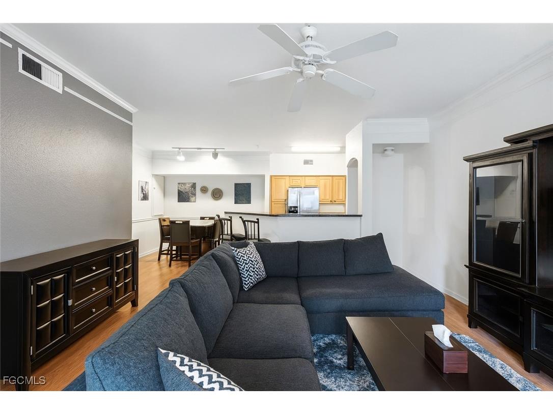 3384 Corona Village Way #106 Orlando FL 32835 2025006545 image4