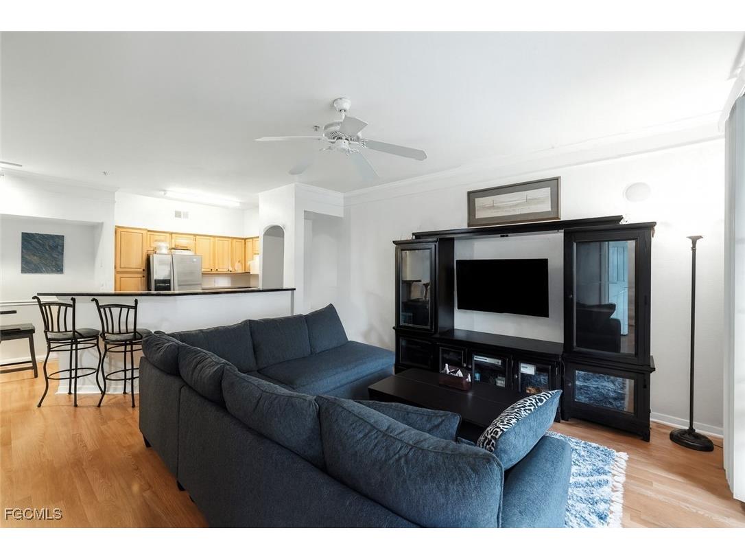 3384 Corona Village Way #106 Orlando FL 32835 2025006545 image5