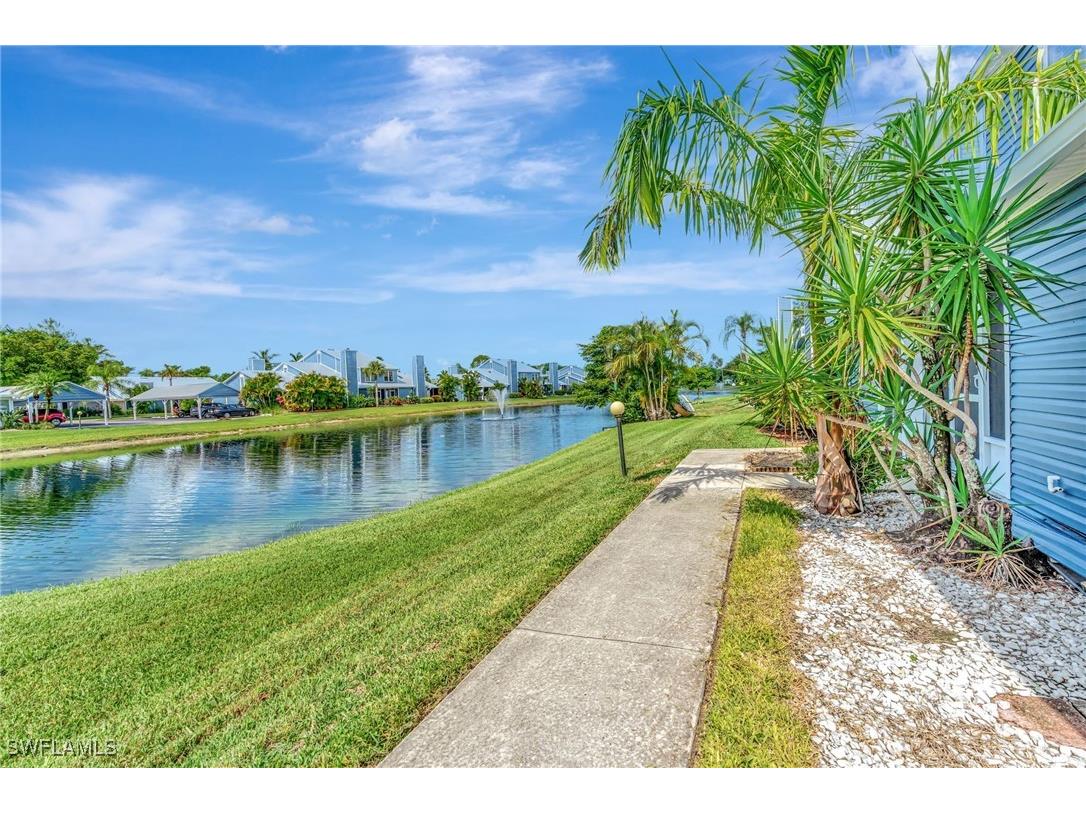 3385 Timberwood Circle Naples FL 34105 225058108 image1