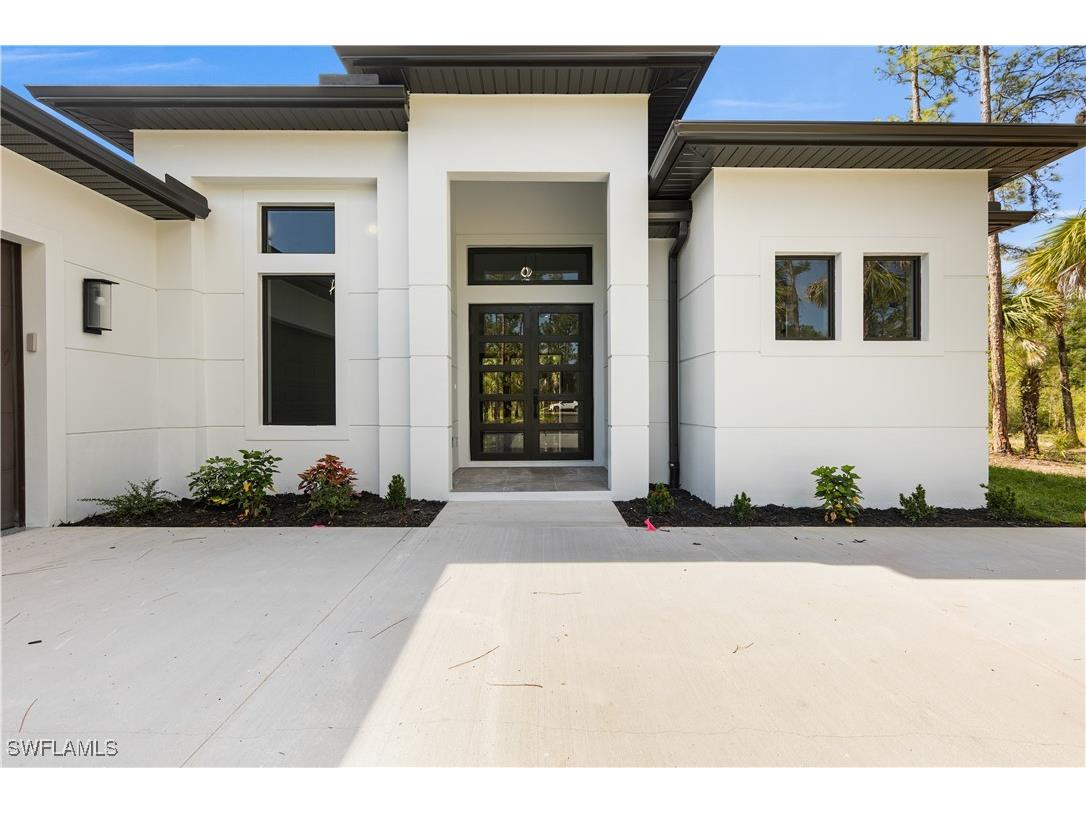 3388 40th Avenue SE Naples FL 34117 225033968 image1