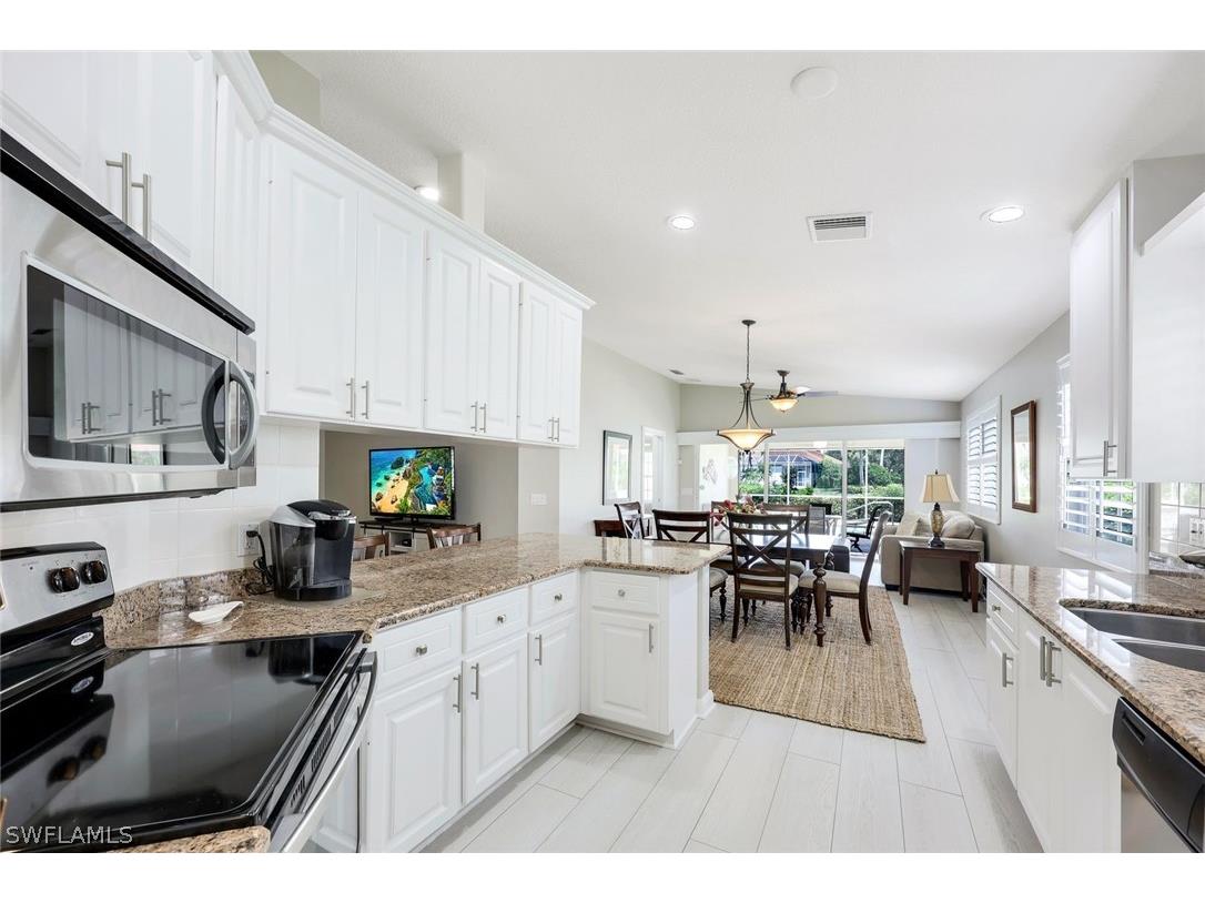 3388 Cayman Lane Naples FL 34119 224055122 image1