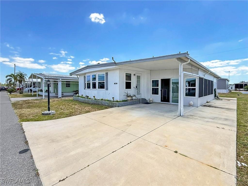 3388 Rainbow Lane North Fort Myers FL 33903 225037737 image1