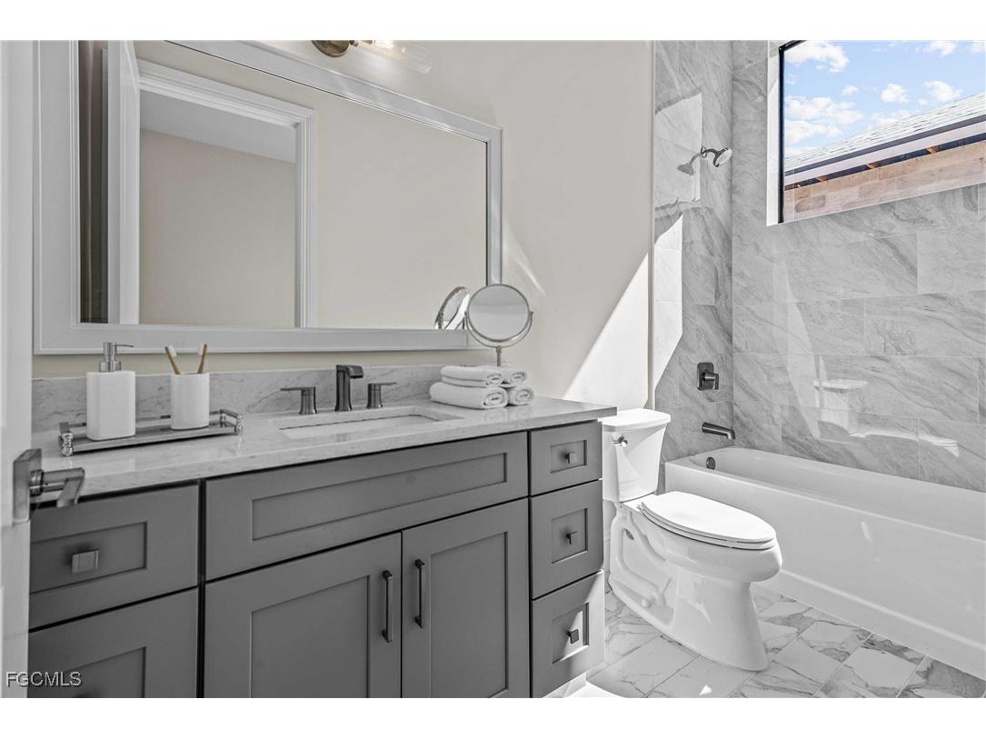 3389 Chestnut Grove Drive Alva FL 33920 2025017794 image18