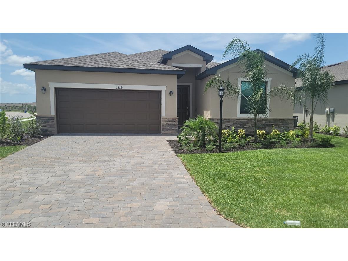3389 Menores Way Fort Myers FL 33905 223053139 image1
