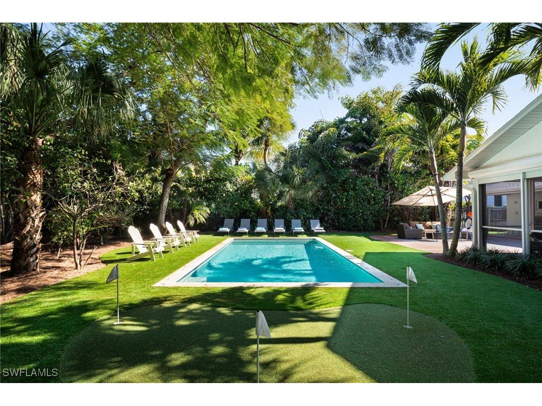 339 4th Avenue N Naples FL 34102 225080563 image10