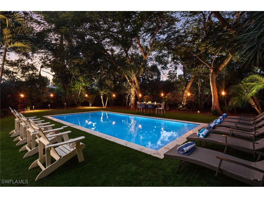 339 4th Avenue N Naples FL 34102 225080563 image11