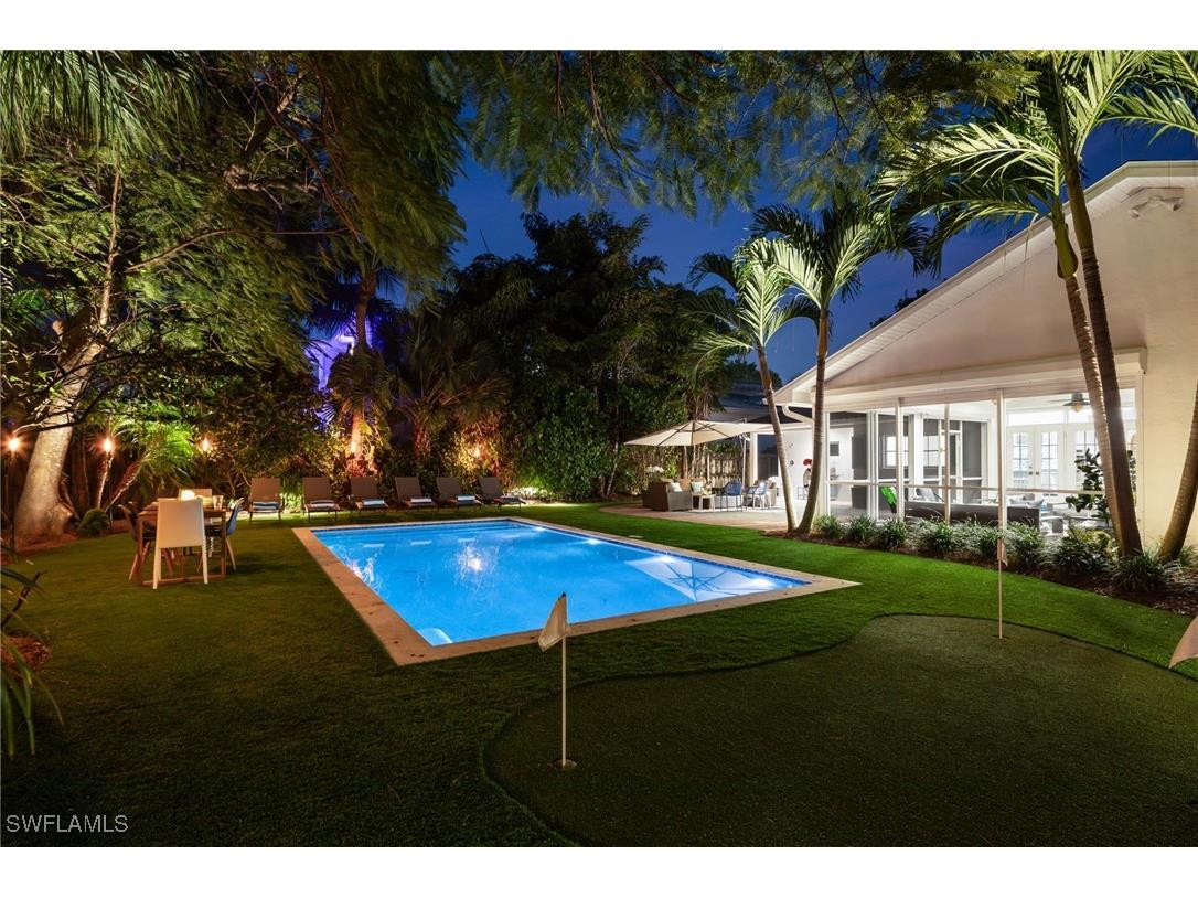 339 4th Avenue N Naples FL 34102 225080563 image13