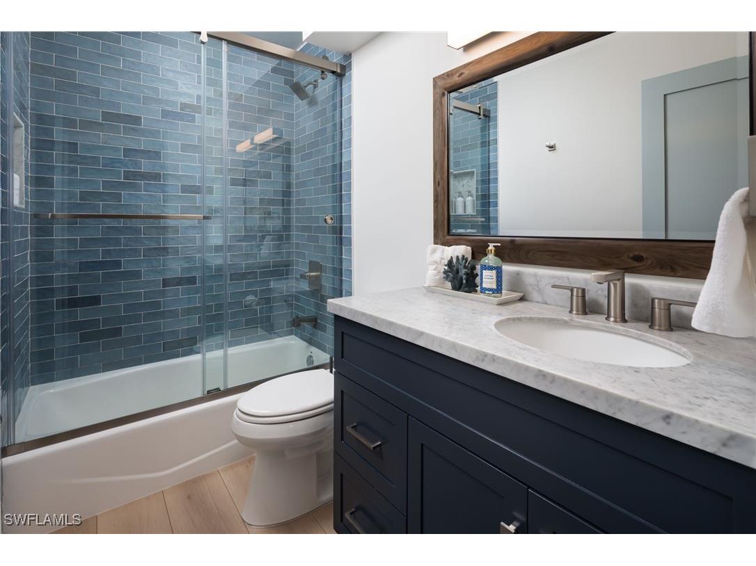 339 4th Avenue N Naples FL 34102 225080563 image22