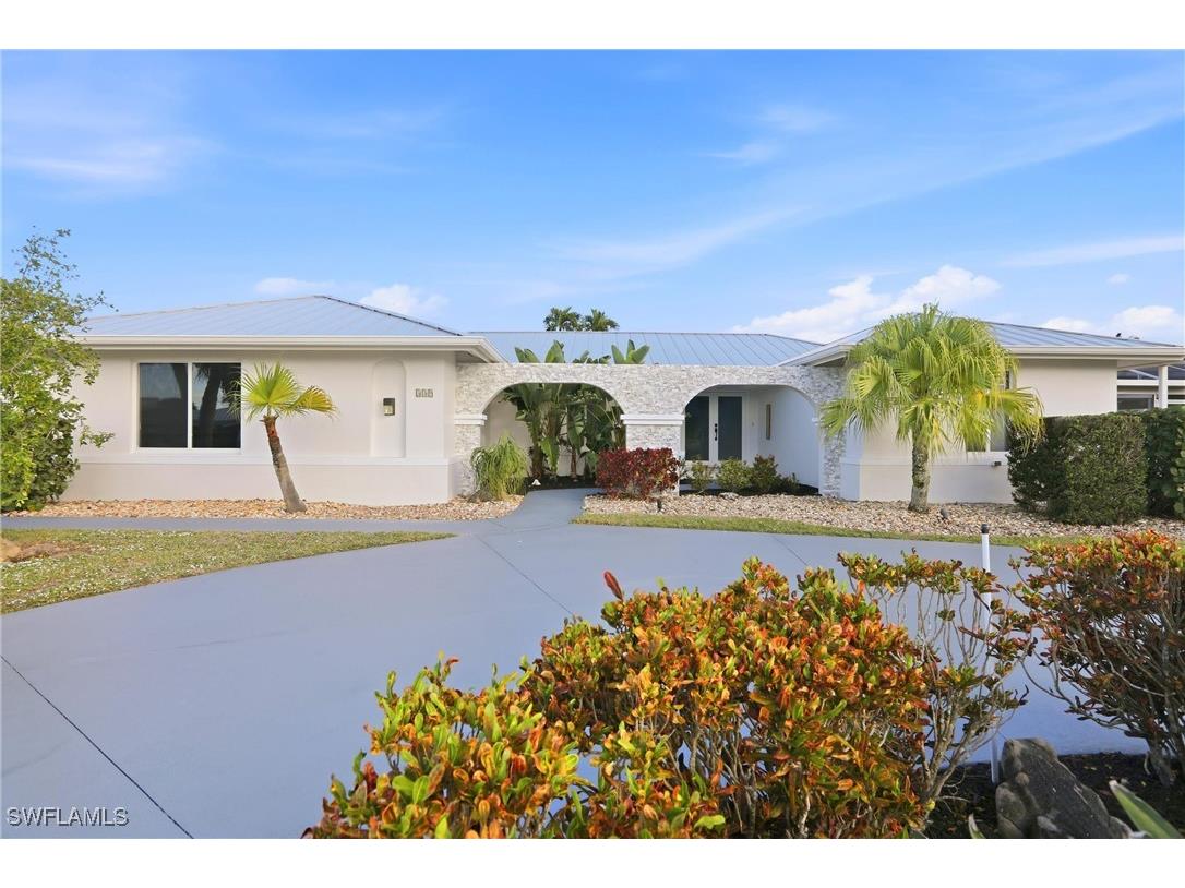 339 Landmark Street Marco Island FL 34145 225059365 image1