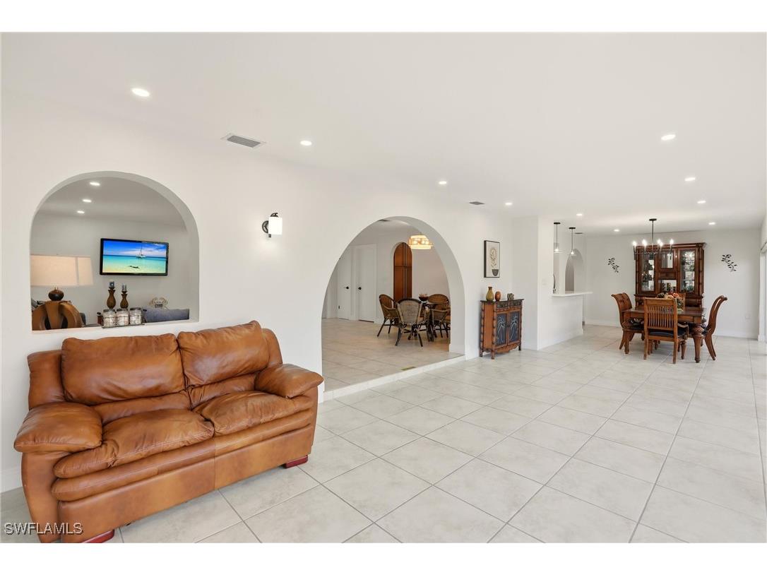 339 Landmark Street Marco Island FL 34145 225059365 image26