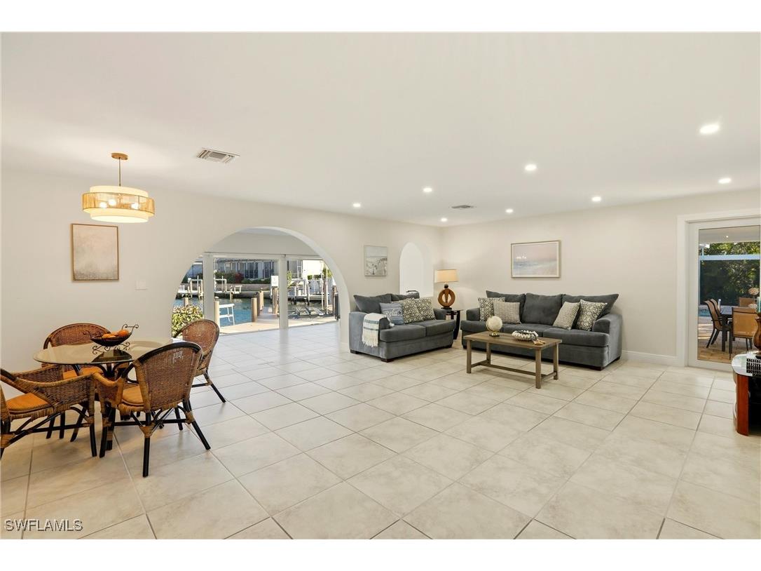 339 Landmark Street Marco Island FL 34145 225059365 image7