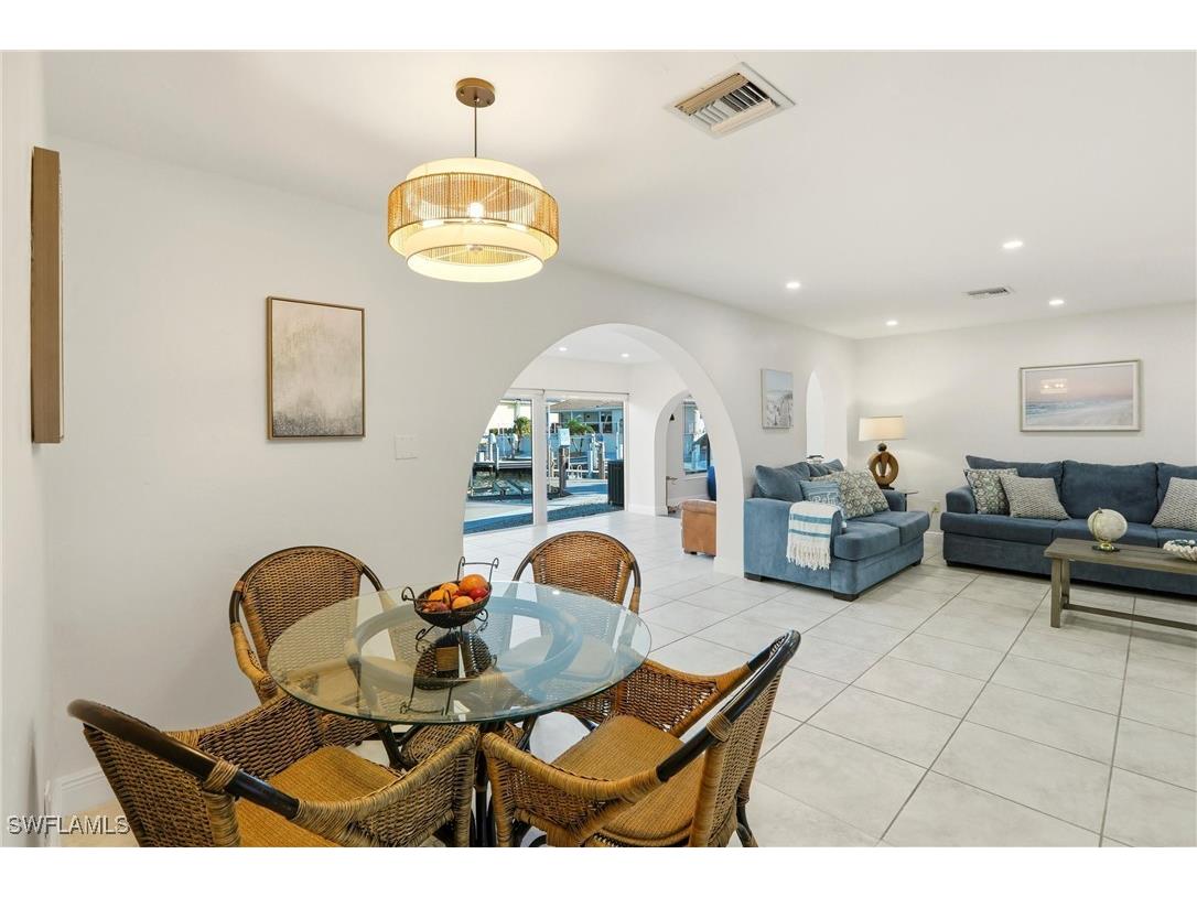 339 Landmark Street Marco Island FL 34145 225059365 image9