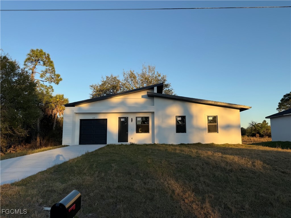 339 Western Avenue S Lehigh Acres FL 33974 2026003200 image1