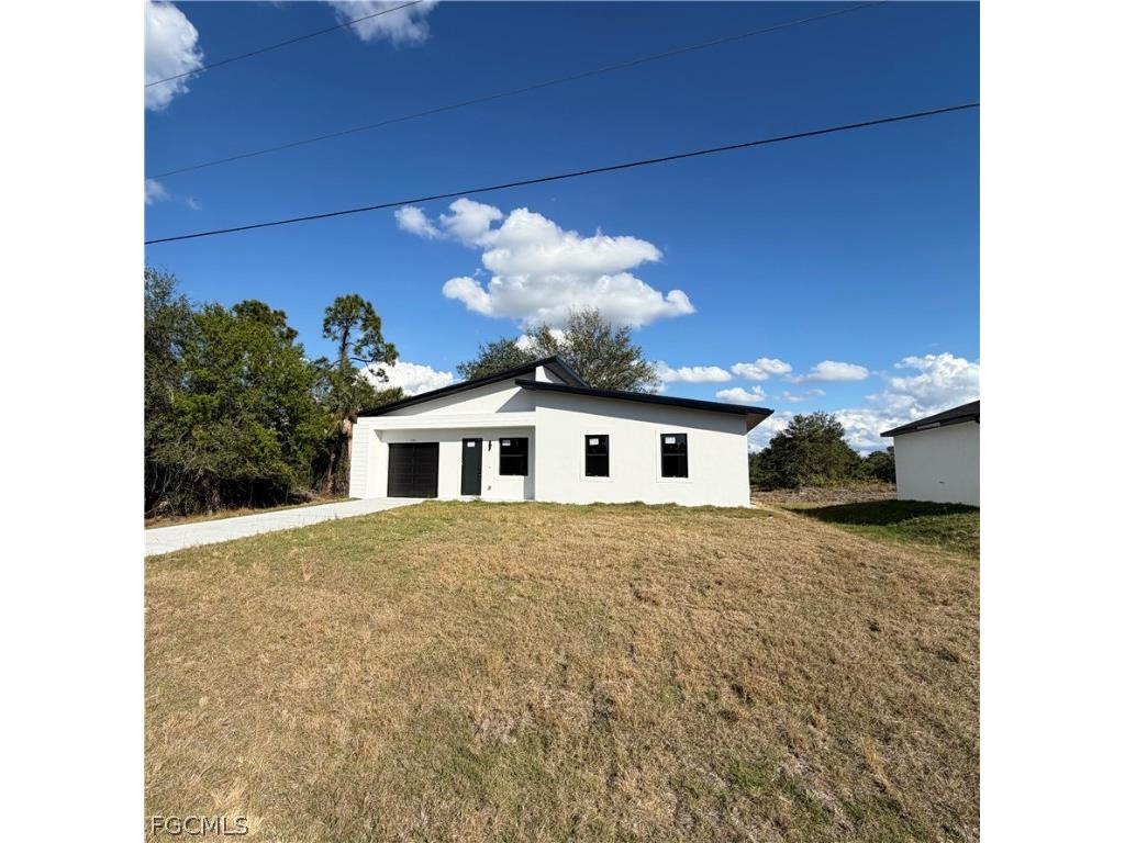 339 Western Avenue S Lehigh Acres FL 33974 2026003200 image2