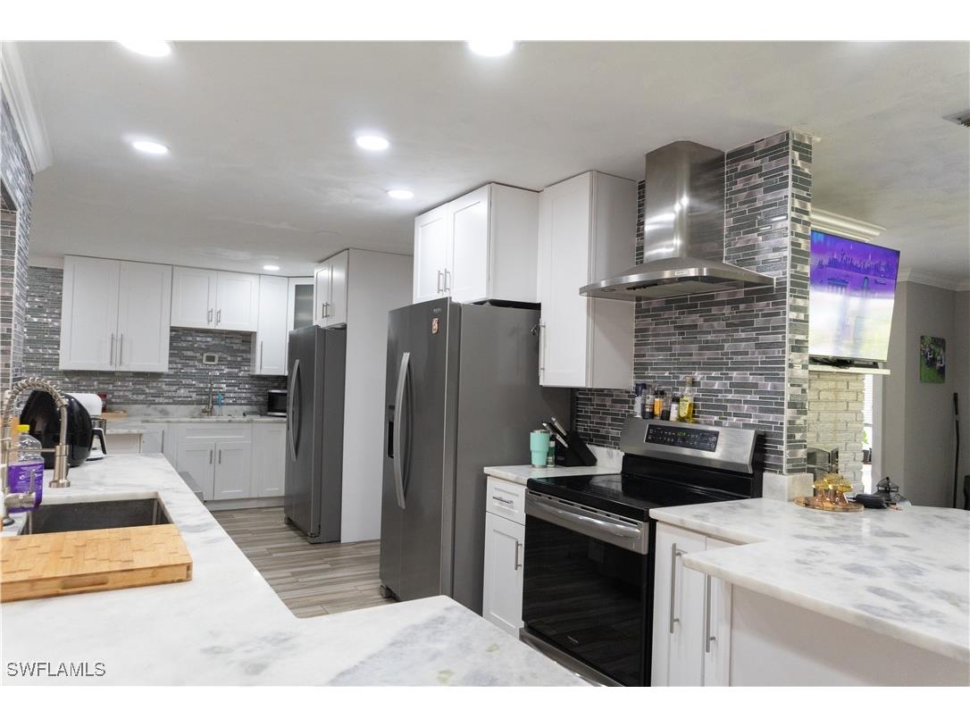 3388 E Riverside Drive Fort Myers FL 33916 225040321 image7