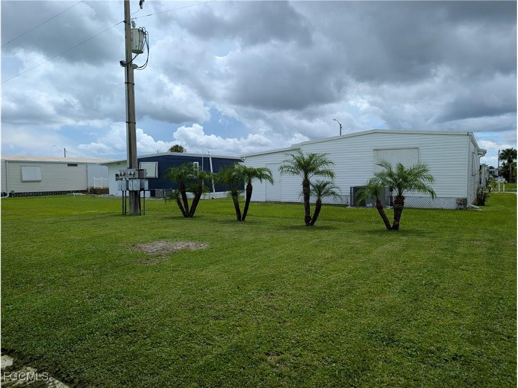 3390 Galaxy Way North Fort Myers FL 33903 2025009641 image10
