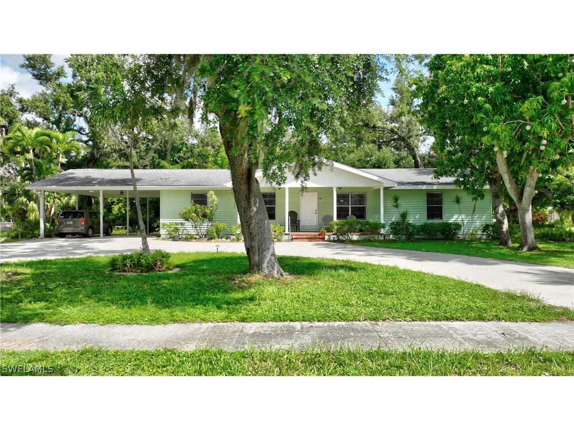 3393 Edgewood Avenue Fort Myers FL 33916 224049193 image1