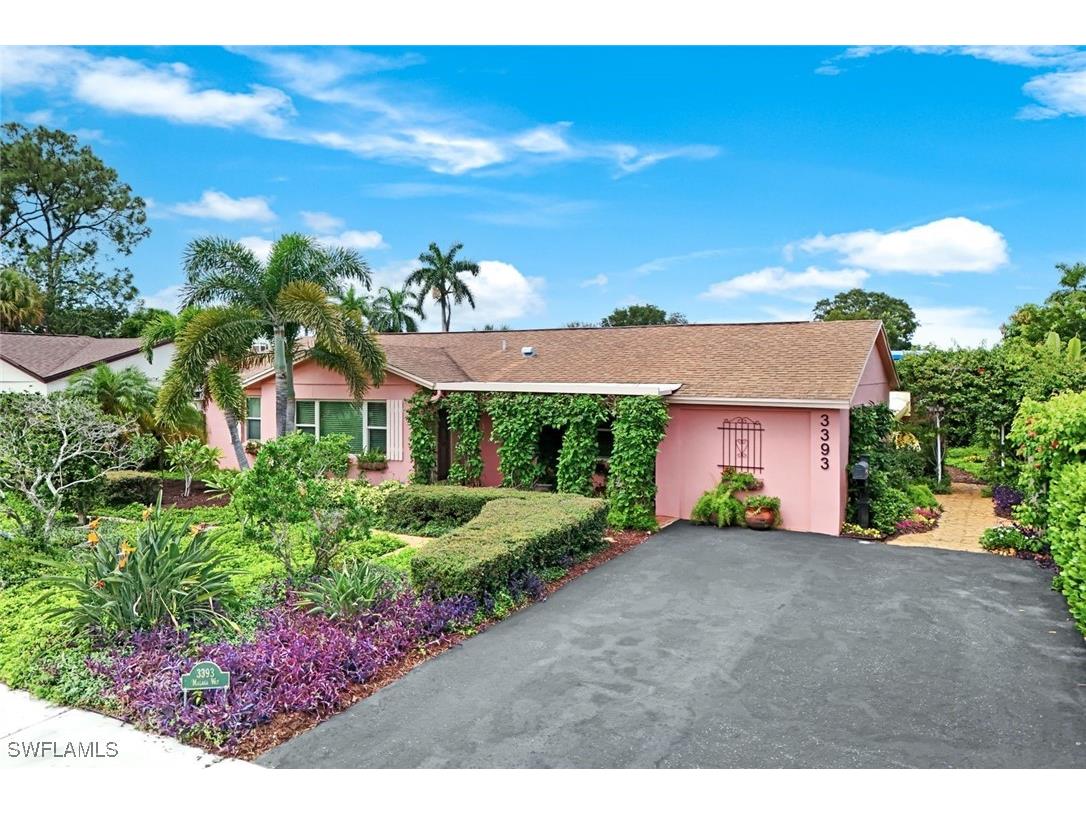 3393 Malaga Way Naples FL 34105 224069912 image1