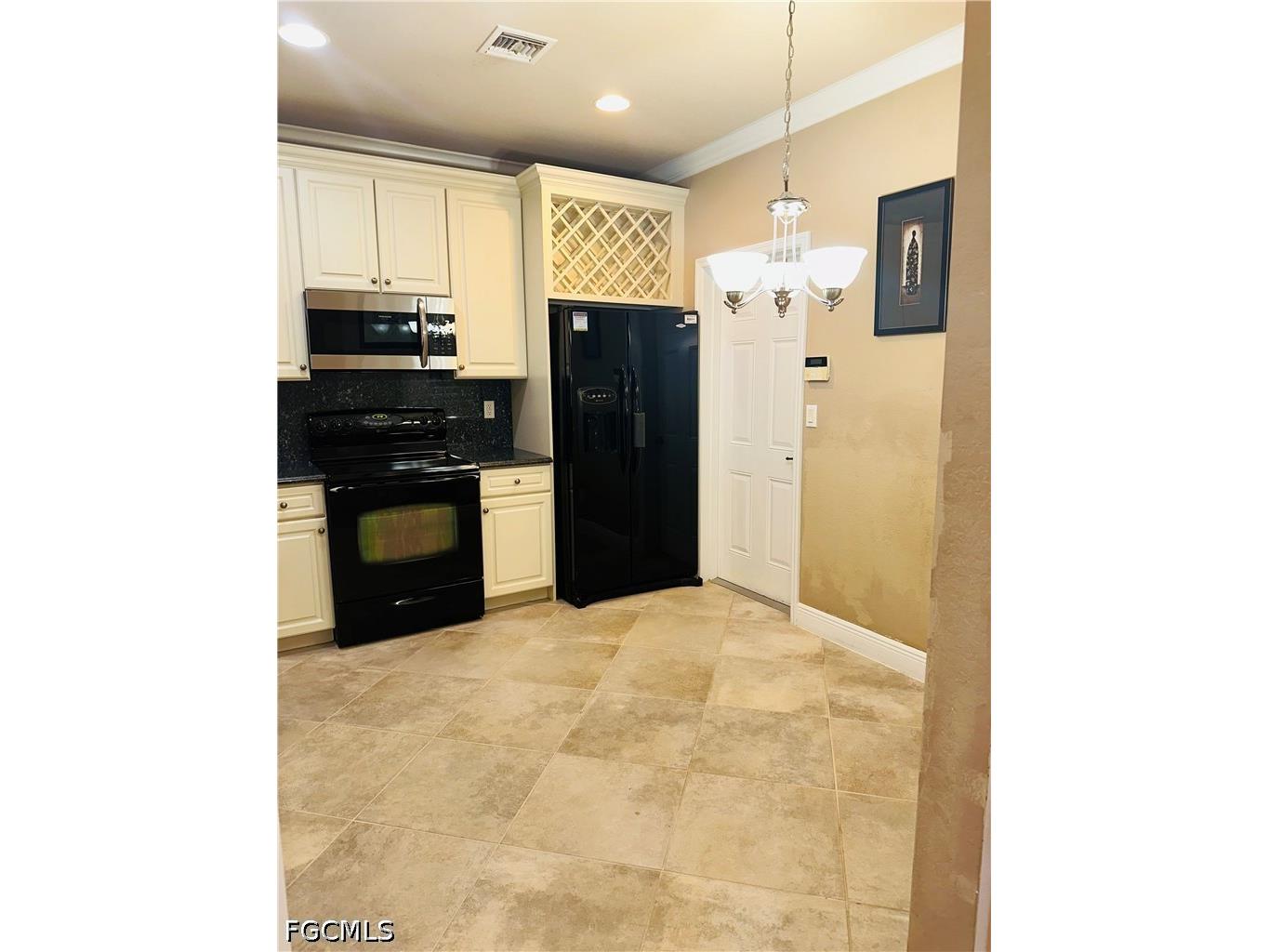 3396 Dandolo Circle Cape Coral FL 33909 2026027958 image5