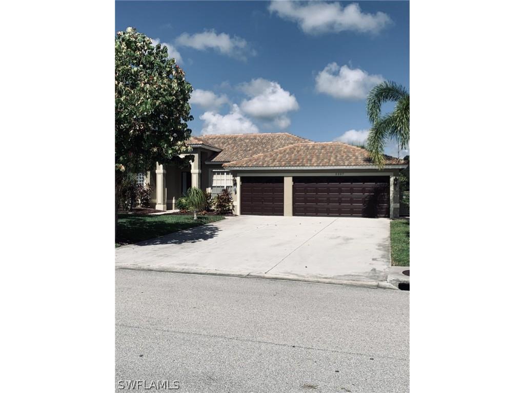 3397 Mystic River Drive Naples FL 34120 224054022 image1