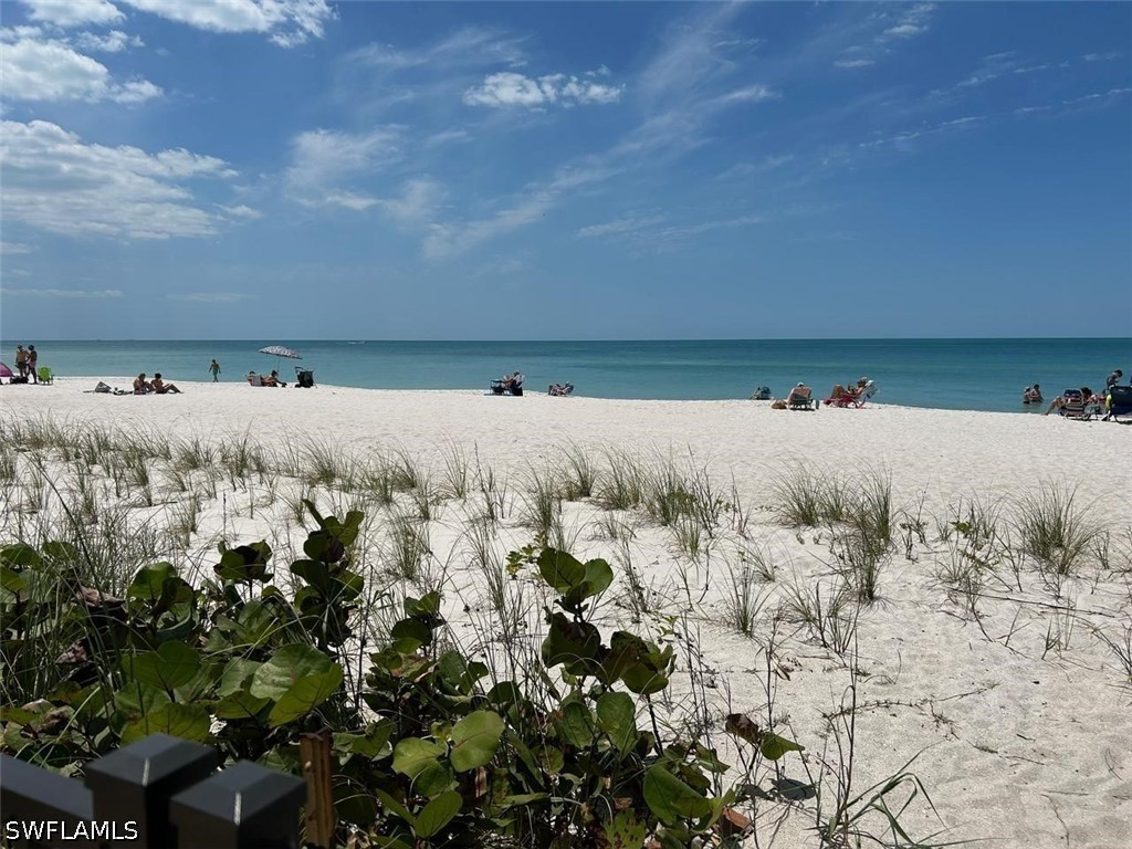 3399 Gulf Shore Boulevard N #109 Naples FL 34103 226022852 image2