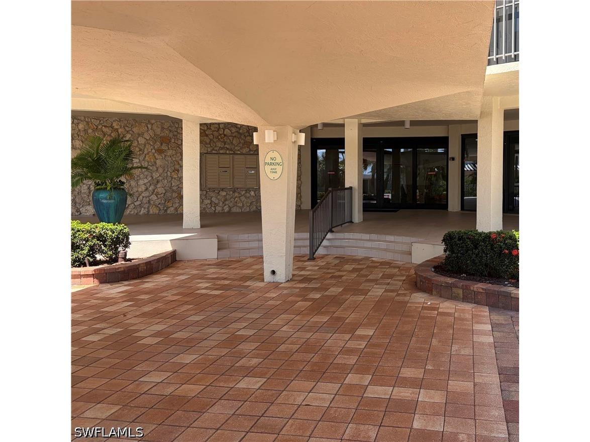 3399 Gulf Shore Boulevard N #109 Naples FL 34103 226022852 image8