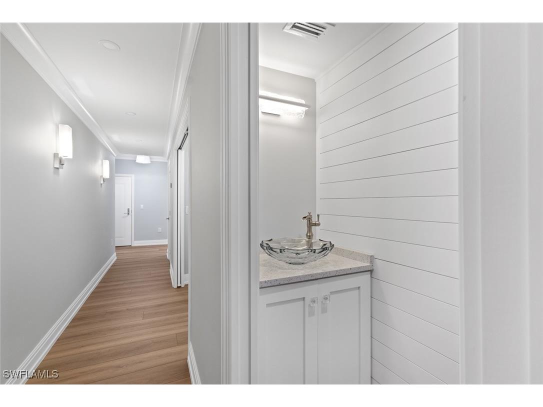 3399 Gulf Shore Boulevard N #111 Naples FL 34103 225083052 image16