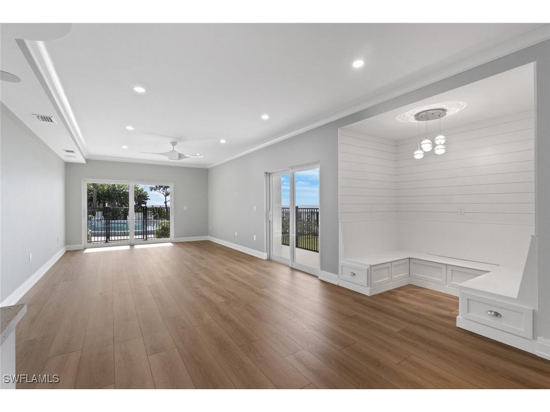 3399 Gulf Shore Boulevard N #111 Naples FL 34103 225083052 image2