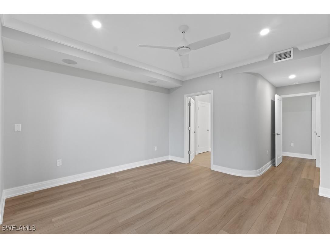 3399 Gulf Shore Boulevard N #111 Naples FL 34103 225083052 image26