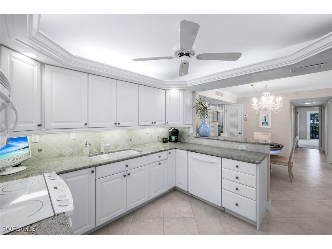 3399 Gulf Shore Boulevard N #203 Naples FL 34103 225071556 image12