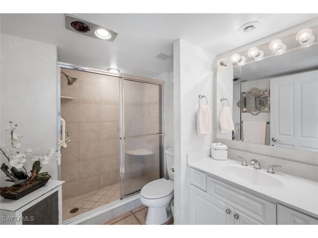 3399 Gulf Shore Boulevard N #203 Naples FL 34103 225071556 image22