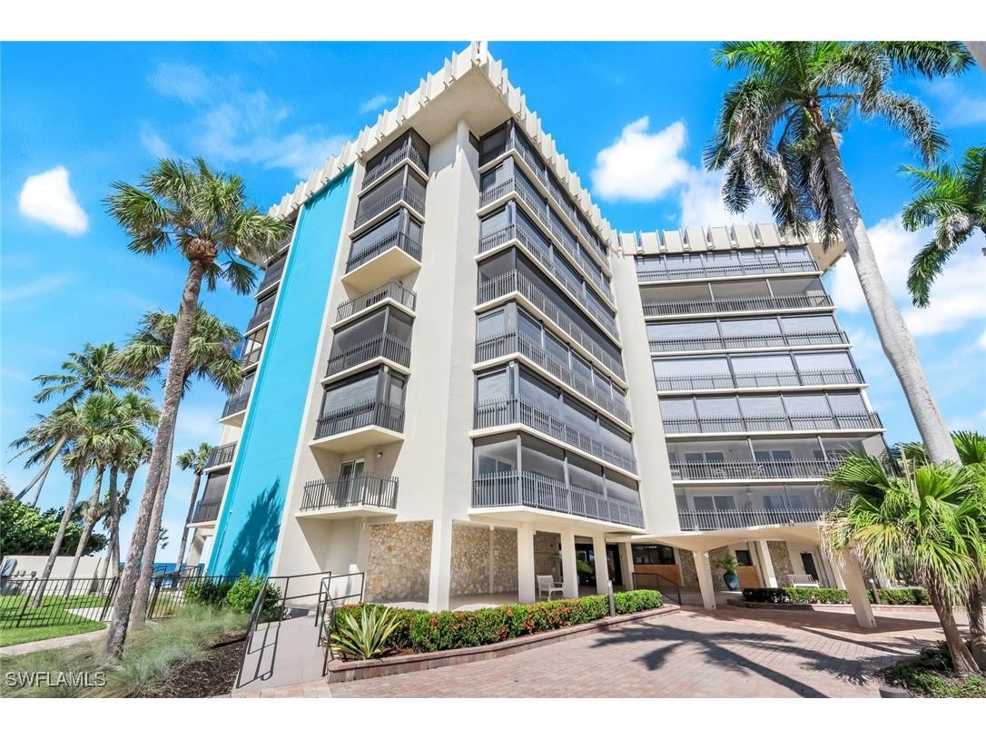 3399 Gulf Shore Boulevard N #203 Naples FL 34103 225071556 image3