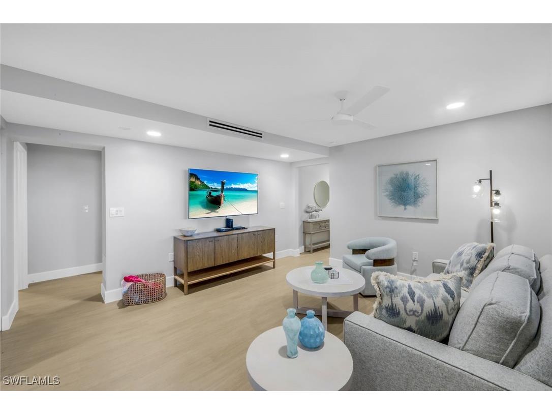 3399 Gulf Shore Boulevard N #203 Naples FL 34103 225071556 image30