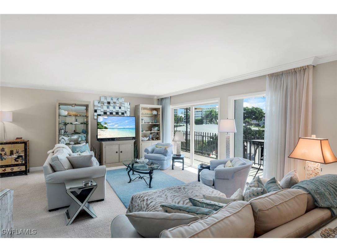 3399 Gulf Shore Boulevard N #203 Naples FL 34103 225071556 image4