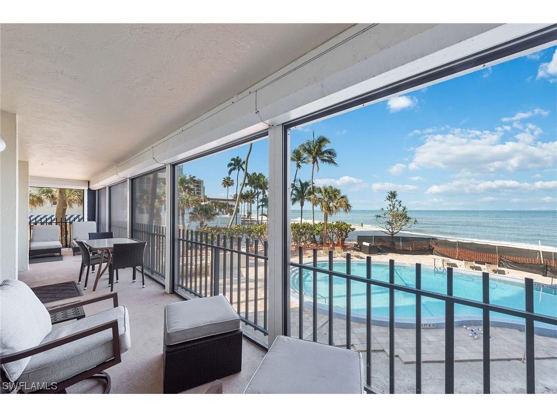 3399 Gulf Shore Boulevard N #207 Naples FL 34103 223030139 image1