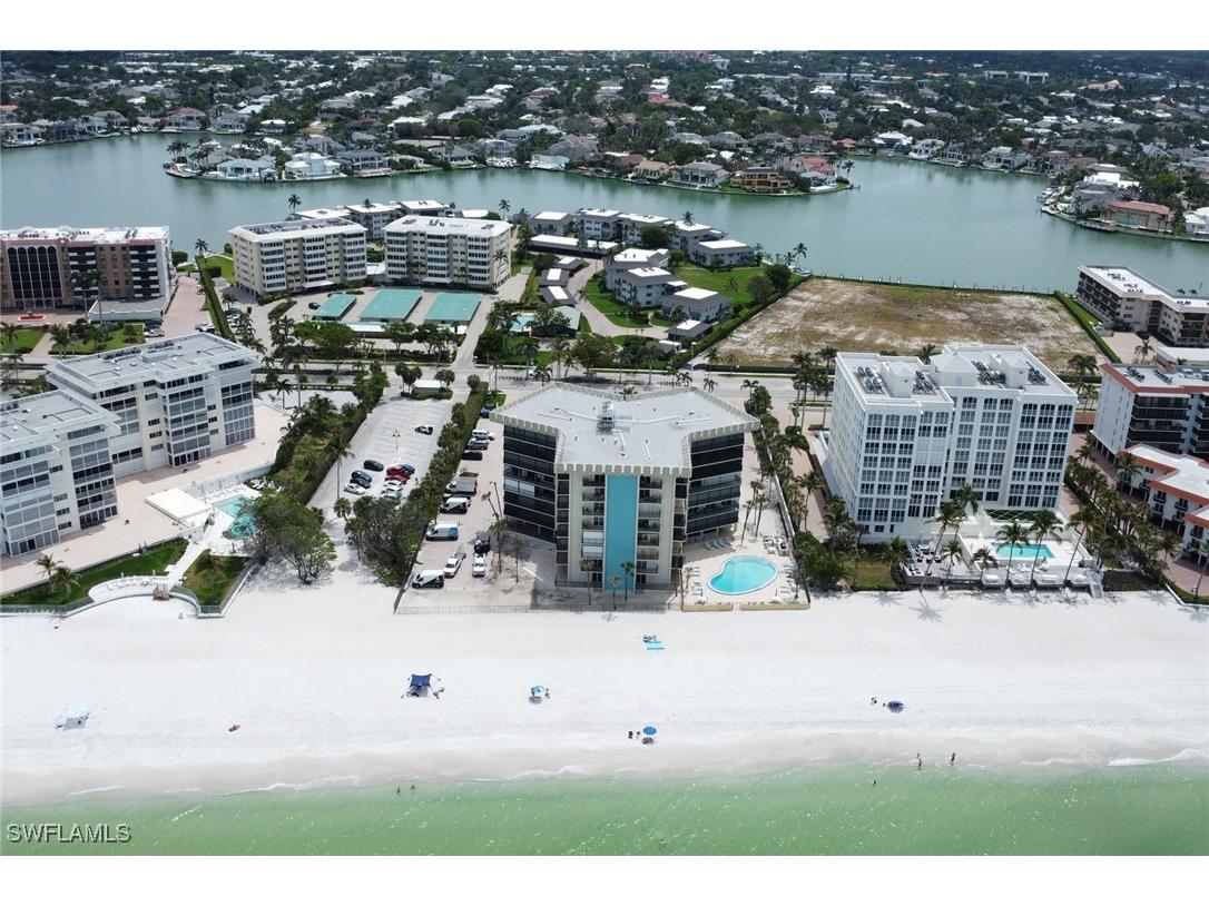 3399 Gulf Shore Boulevard N #303 Naples FL 34103 225075165 image1