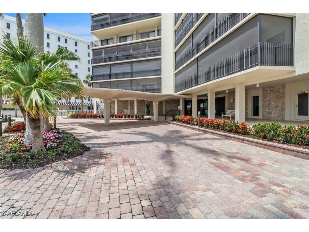 3399 Gulf Shore Boulevard N #303 Naples FL 34103 225075165 image34