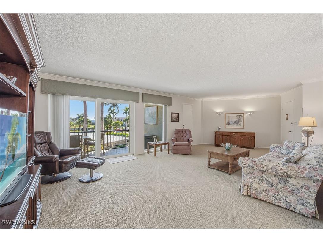 3399 Gulf Shore Boulevard N #303 Naples FL 34103 226002140 image2