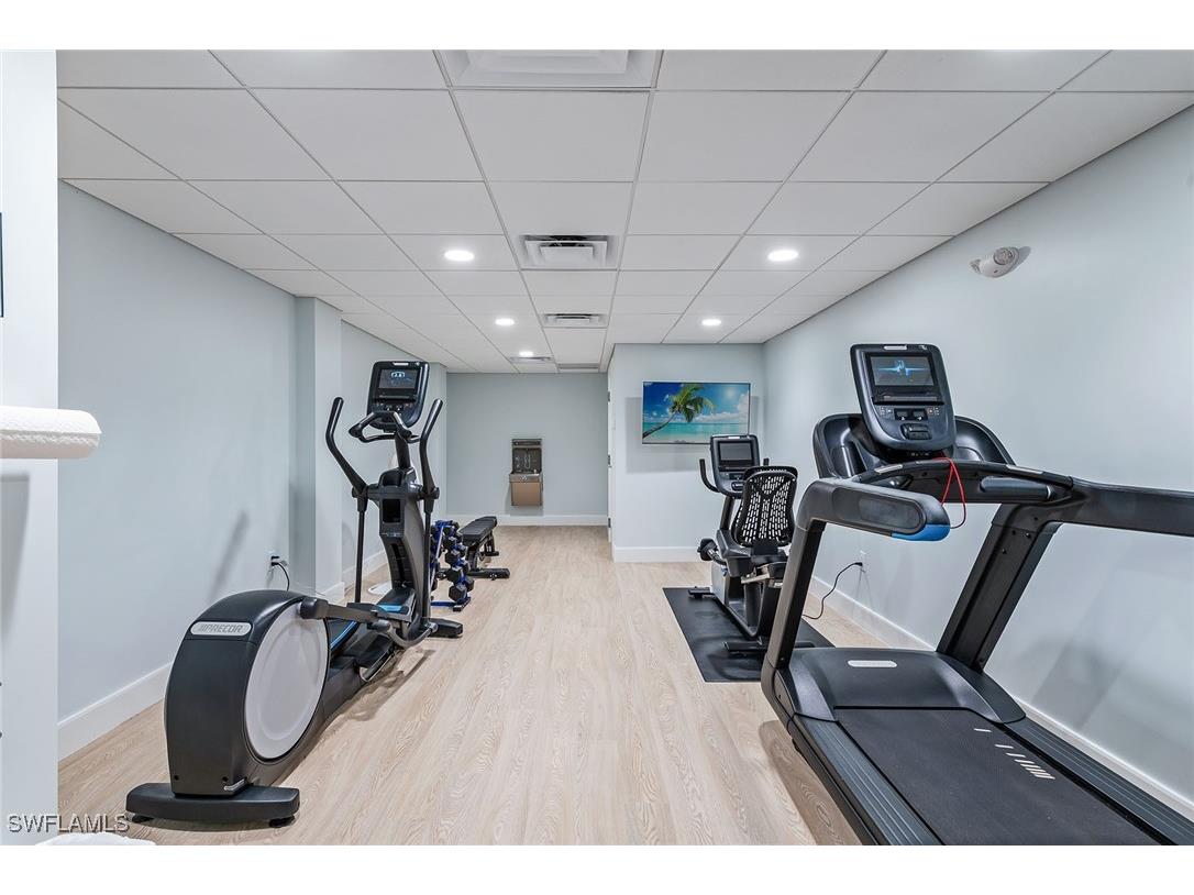 3399 Gulf Shore Boulevard N #303 Naples FL 34103 226002140 image20