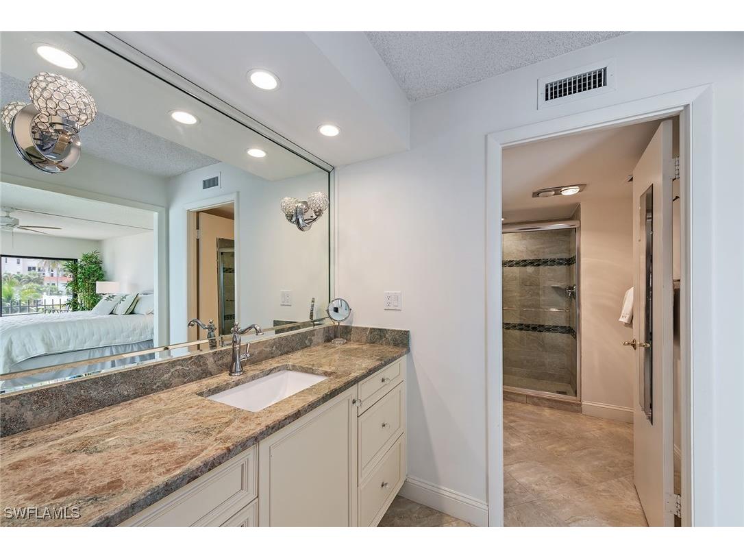 3399 Gulf Shore Boulevard N #309 Naples FL 34103 225078753 image14