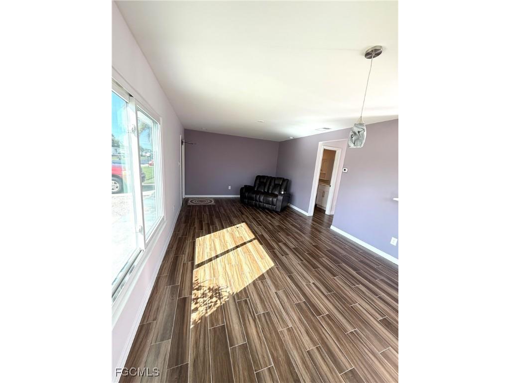 34 Hamlin Court Lehigh Acres FL 33936 2025017490 image2